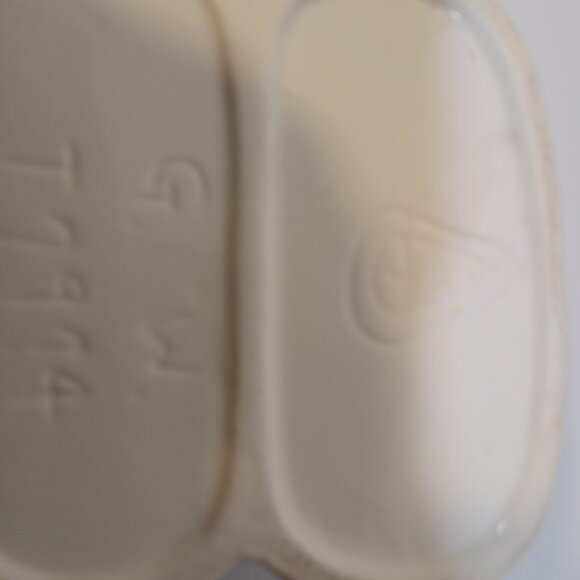 G W Ceramic Planter Baby Boots Booties White Blue Pink Baby Shower T7974 - Picture 5 of 10